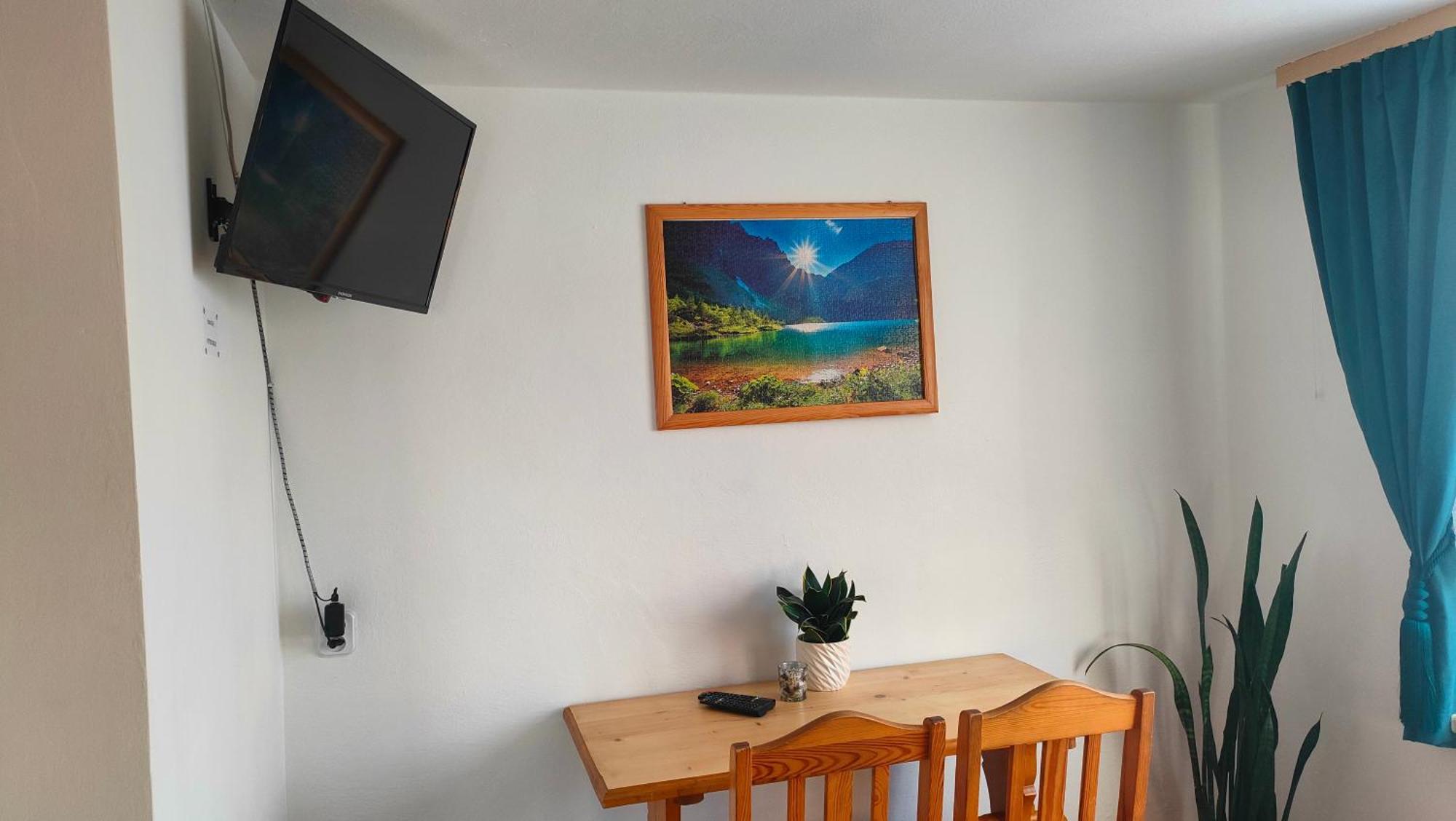 Pokoje Na Brzegu Lapsze Wyzne Buitenkant foto